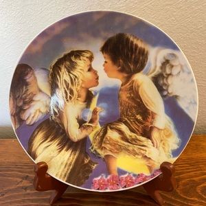 Decorative Angels kissing plate